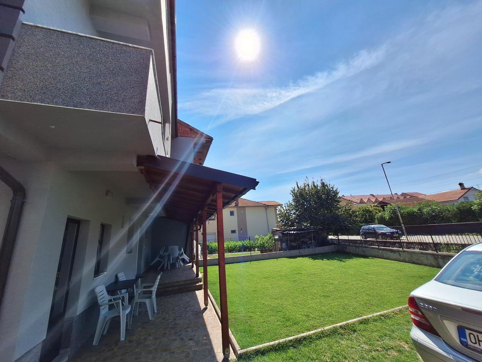 Studio Apartments Oleg Ohrid Bagian luar foto